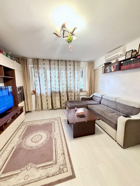 Drumul Taberei, Plaza Mall,